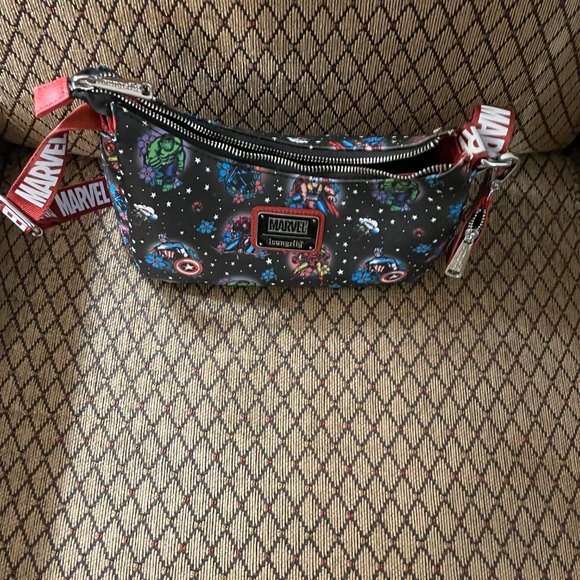 Loungefly Avengers Purse - Picture 3 of 4